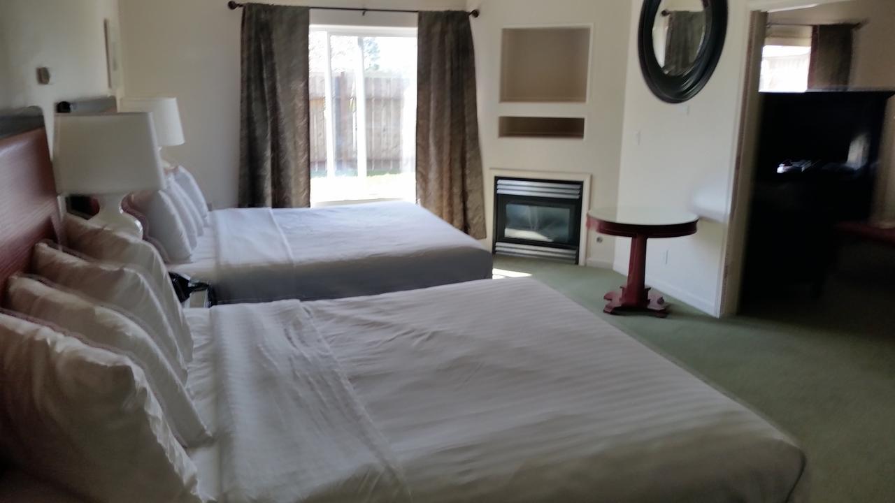 Orca Inn Suites Ferndale Extérieur photo