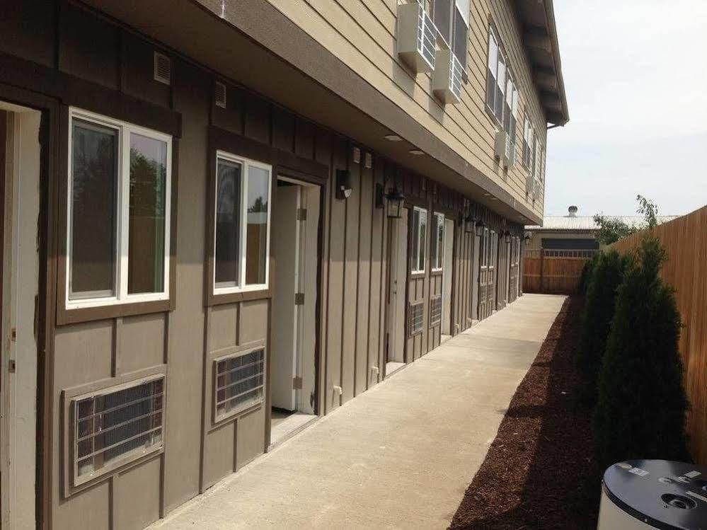 Orca Inn Suites Ferndale Extérieur photo