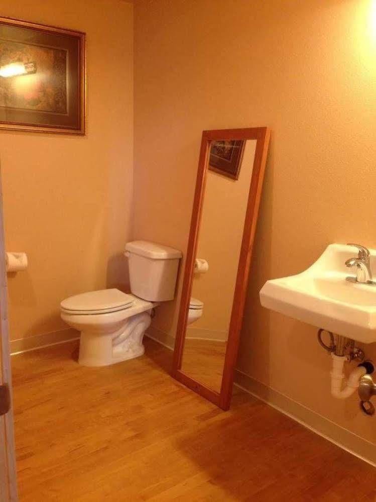 Orca Inn Suites Ferndale Extérieur photo
